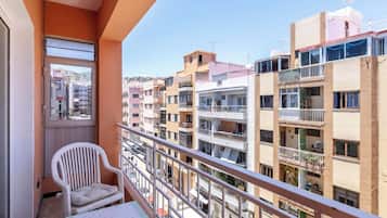 Appartement, 2 chambres, balcon, vue ville | Enceinte de lâhĂ©bergement