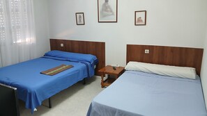 Shared Dormitory, 1 Bedroom, Smoking, Private Pool | 1 bedroom