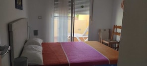 Apartment, 2 Bedrooms, Smoking, Balcony | 2 bedrooms