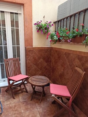 Appartement, 1 chambre, accessible aux personnes à mobilité réduite, patio | Terrasse/Patio