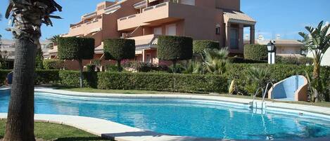 Alberca al aire libre