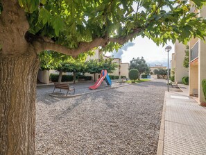 Appartement, 2 slaapkamers, roken, balkon | Terrein van de accommodatie