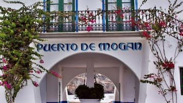 Apartment, 2 Bedrooms | Exterior detail