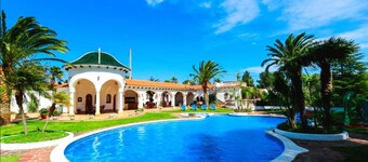 Villa Balneari Resort Casa Vacances Per Famílies Chalet Casa Rural