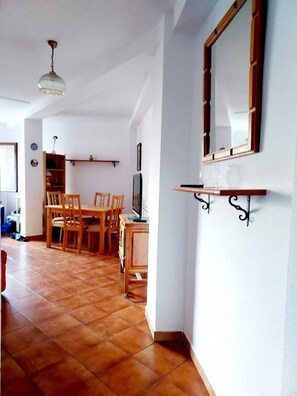Apartment, 1 Bedroom, Smoking, Terrace | Interior