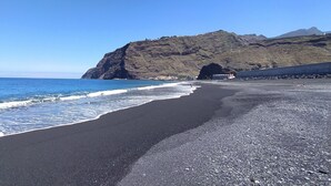 Apartment, 2 Bedrooms, Accessible, Balcony | Beach | Beach nearby - Trébol "trail Mountain La Palma" Vistas Al Mar (Tazacorte)