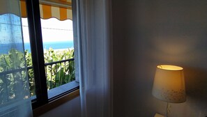 Apartment, 3 Bedrooms, Accessible, Balcony | Interior