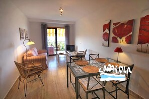 Lägenhet - 3 sovrum - tillgänglighetsanpassat - balkong | Restauranger