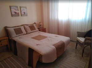 Apartment, 2 Bedrooms, Smoking, Balcony | 3 bedrooms - Apartment 350 Meters From Playa del Cura (Torrevieja)