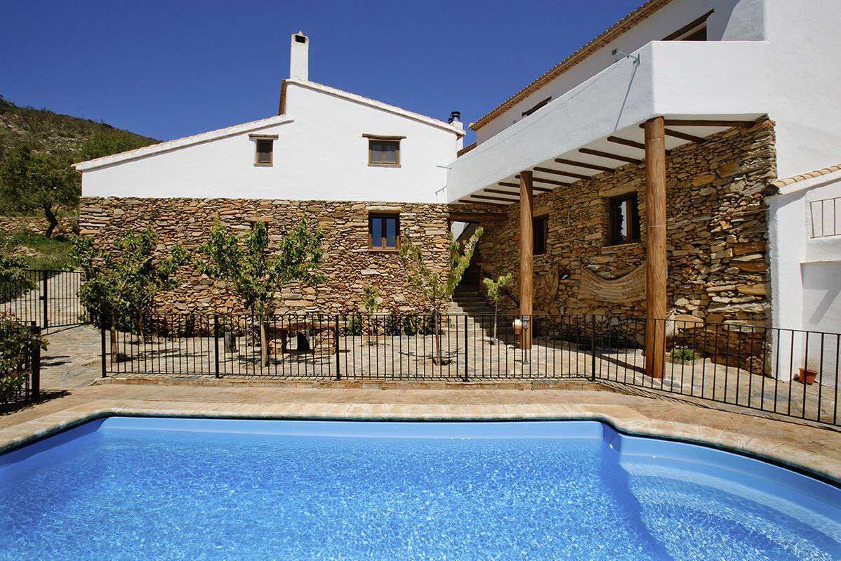 Casa, 4 habitaciones, fumadores, patio | Exterior