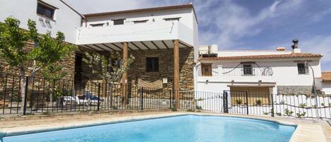 House, 4 Bedrooms, Smoking, Patio | View from property