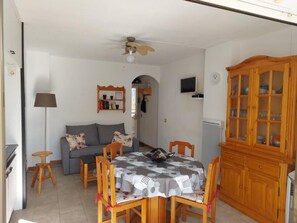 Living room - Bel Appartement, Santa Margarita Espagne (Roses)