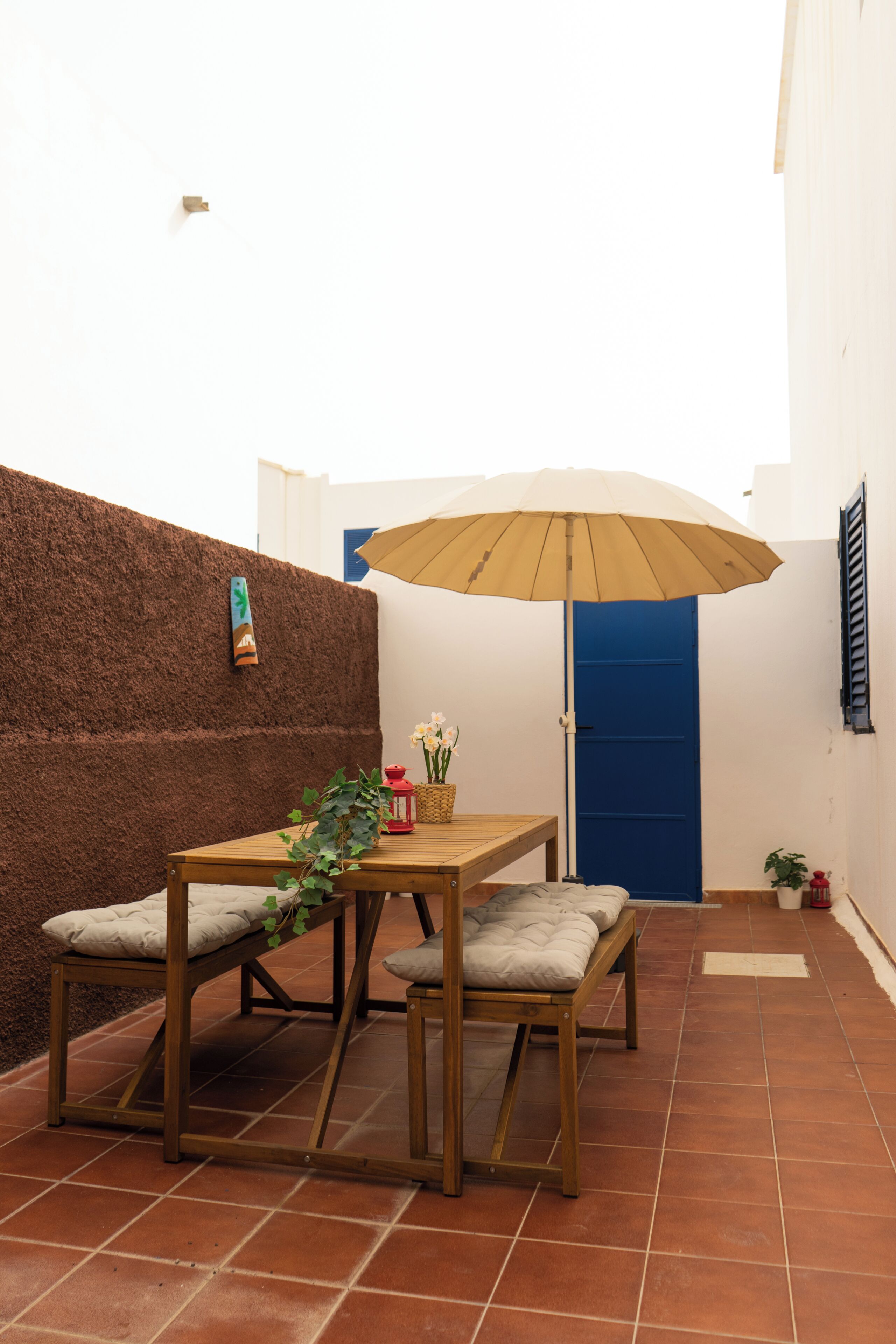 House, 2 Bedrooms, Smoking, Patio | Outdoor dining