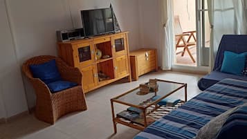 Apartment, 2 Bedrooms, Smoking, Balcony | Living area