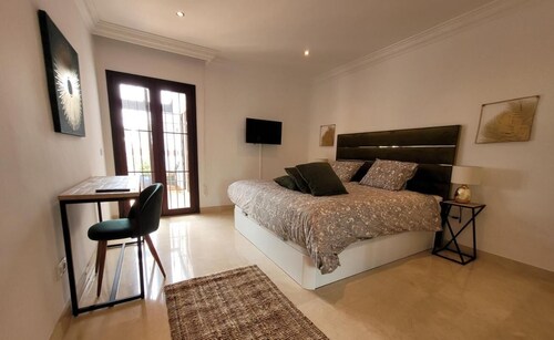 Room in B&B - Beautiful La Perla Miguel 2