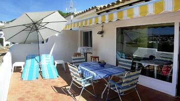 House, 2 Bedrooms, Smoking, Terrace | Exterior