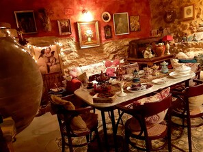 Dortoir partagé, 1 chambre, fumeur, foyer | Restauration