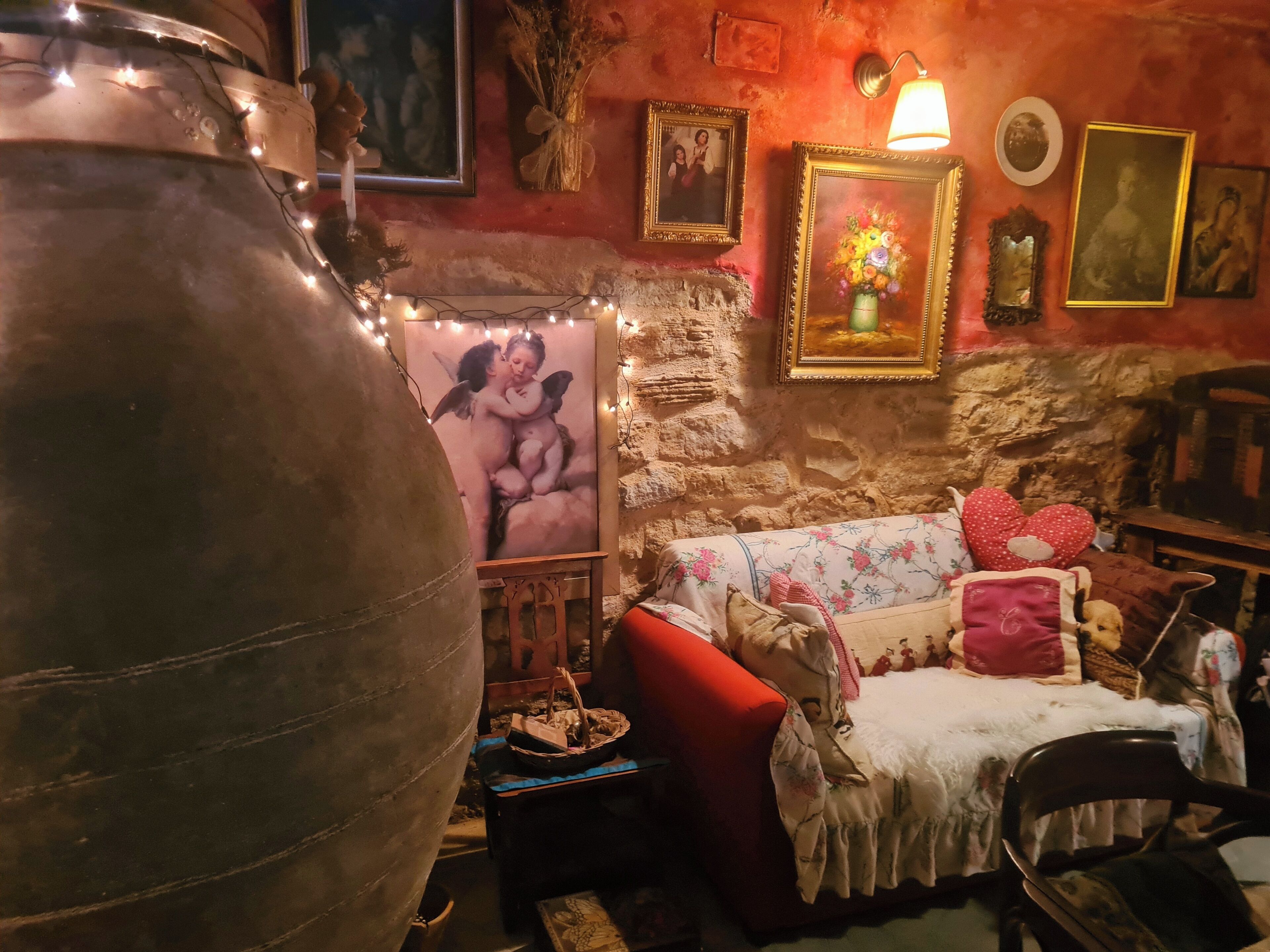 Shared Dormitory, 1 Bedroom, Smoking, Fireplace | Interior