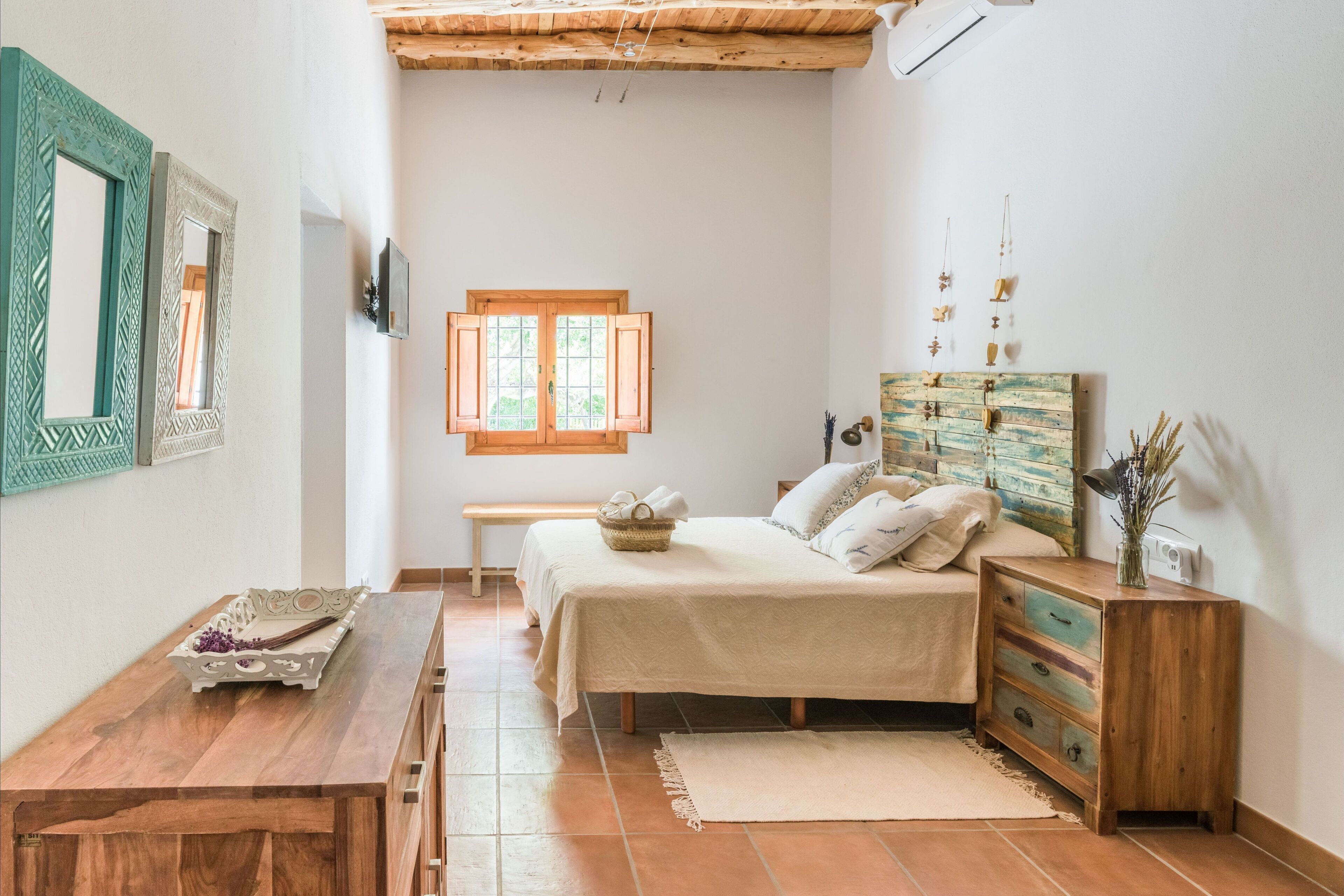 Loft, 3 Bedrooms, Smoking, Patio | 3 bedrooms