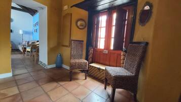 House, 1 Bedroom, Smoking, Patio | Interior