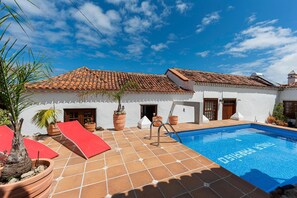 Casa, 1 quarto, para fumantes, varanda | Piscina | Piscina externa