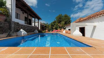 House, 1 Bedroom, Smoking, Patio | Pool | Outdoor pool