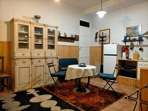 Apartment, 1 Bedroom, Smoking | Living area | Books - All In One Studio in Bérriz (Berriz)