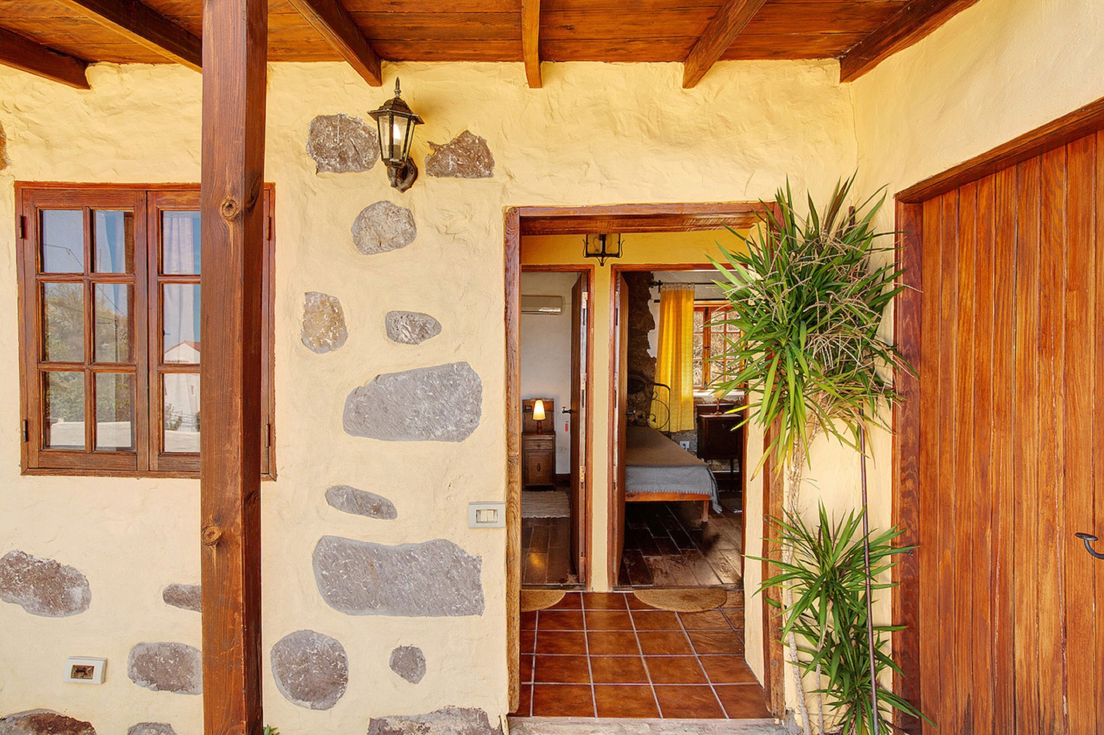House, 2 Bedrooms, Smoking, Private Pool | Interior
