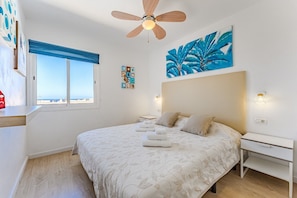 Apartment, 2 Bedrooms, Terrace, Ocean View