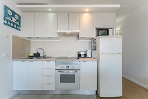 Apartment, 2 Bedrooms, Terrace, Ocean View | Interior - Delicious Los Cristianos,achacay,2bdr & 2bathr Beach Close Wifi Free (Arona)