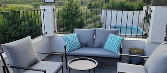 Casa Rural Garnacha de Borja has a Barbacue and Terrace