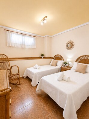 House, 3 Bedrooms, Smoking, Patio | 3 bedrooms - Beachfront Home La Mata (Torrevieja)