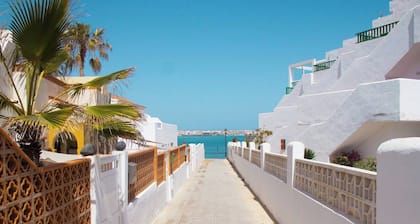 Los Delfines Bravo´s Apartment,50 Meter Far Beach