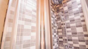 Appartamento, 3 camere da letto | Doccia