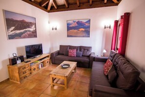 Villa, 3 Schlafzimmer, eigener Pool, Gartenblick | Zimmerausstattung