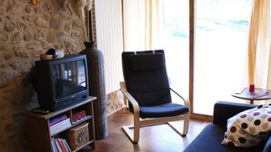 Unclassified image, 2 of 28, button - Casa Rural Mas Prat en Santa Margarita de Bianya no1 (La Vall de Bianya)