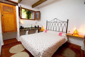 House, 5 Bedrooms, Smoking, Private Pool - Great Nazarit in Benaocaz (Benaocaz)