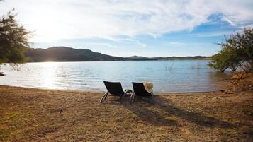 Apartemen, 1 kamar tidur, teras, pemandangan danau | Pantai