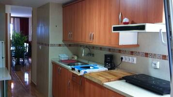 Apartament, 2 dormitoris, accessible, fumadors | Cuina privada