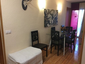 Apartament, 2 dormitoris, accessible, fumadors | Servei de restauració