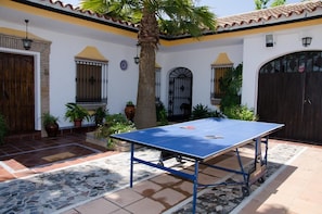 Maison, 4 chambres, fumeur, piscine privée | Entrée de l’hébergement
