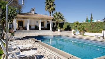 House, 4 Bedrooms, Smoking, Private Pool | Property entrance