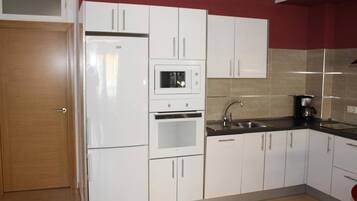 ์ฝ๋, ์นจ์ค 1๊ฐ, ํํฐ์ค, ์์์ฅ ์ ๋ง | ๋ด๋ถ