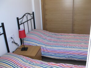 Apartment, 3 Bedrooms, Accessible, Smoking | 3 bedrooms