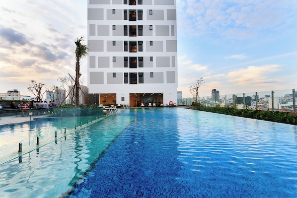 Family Apartment, Balcony, River View | Private pool