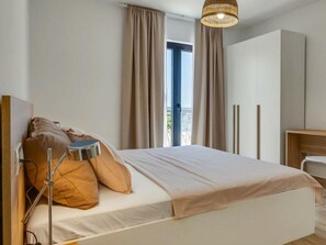 Villa | 4 Schlafzimmer, individuell eingerichtet, Bügeleisen/Bügelbrett