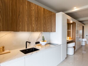 Fridge, microwave, dishwasher