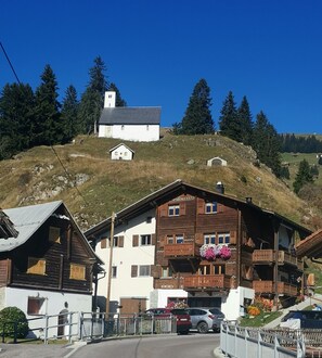 Exterior - Cosy apartment with mountain view (Breil-Brigels)