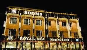Front of property - The Royal Era Hotel (Gandhinagar)