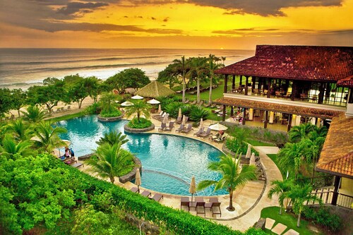 Surrounded by nature, Exclusive gated community, Private Beach access, Beach Club Membership